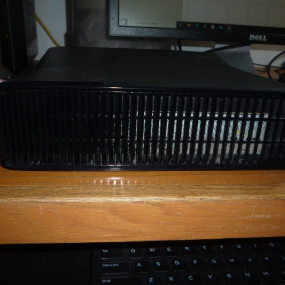 Xbox console - Picture 6 of 9